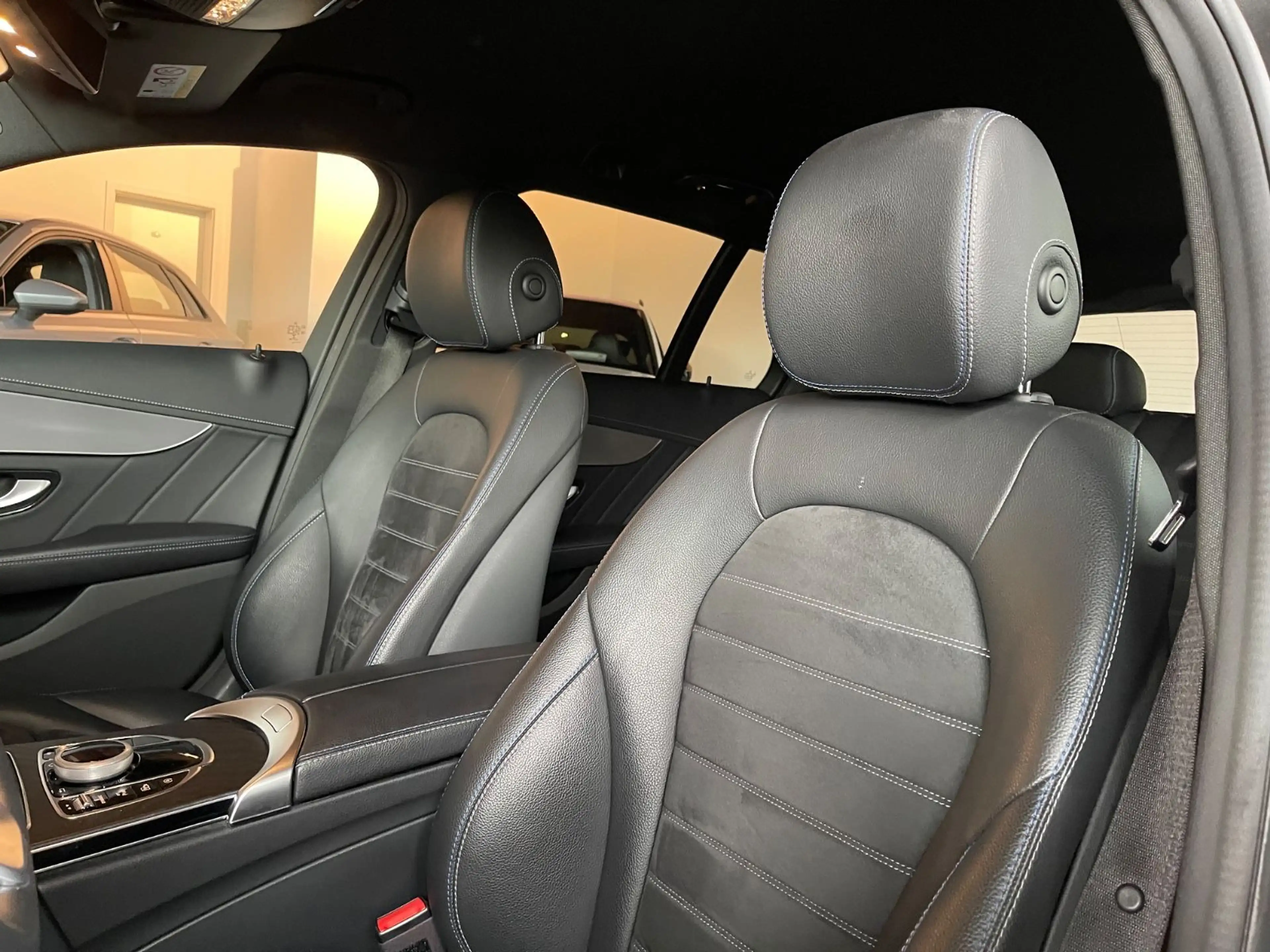 Mercedes-Benz C 220 T-Modell C 220 d AMG Line | Widescreen | Night — photo 7