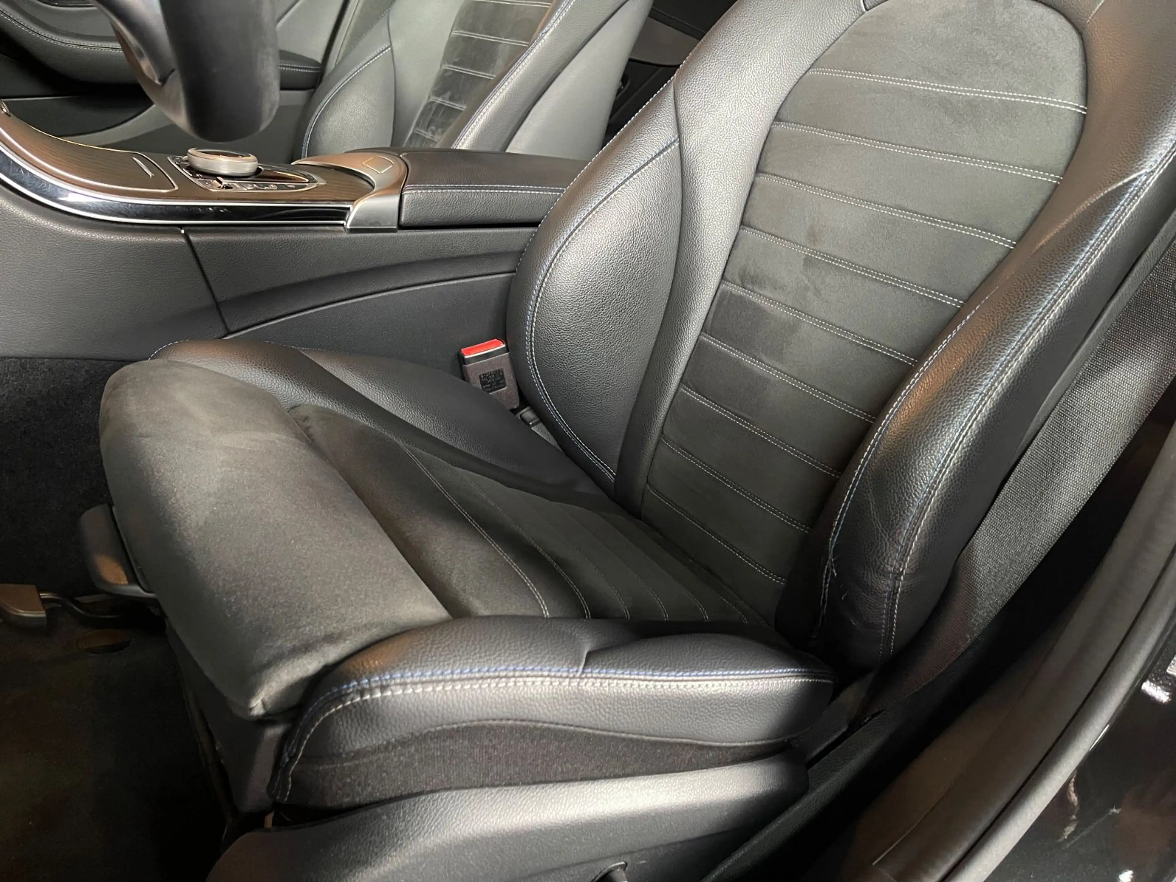 Mercedes-Benz C 220 T-Modell C 220 d AMG Line | Widescreen | Night — photo 8
