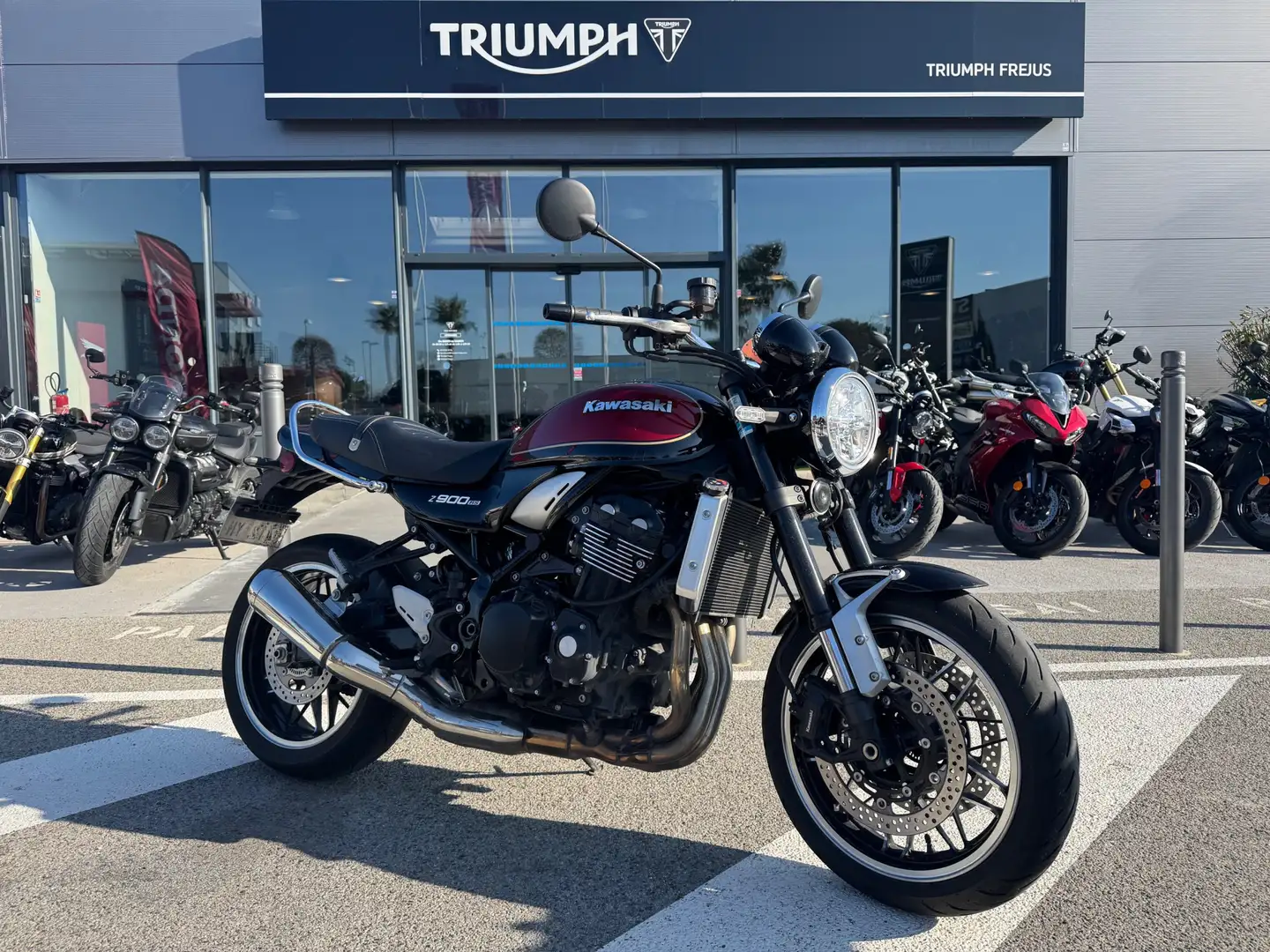 Kawasaki Z900RS - 2