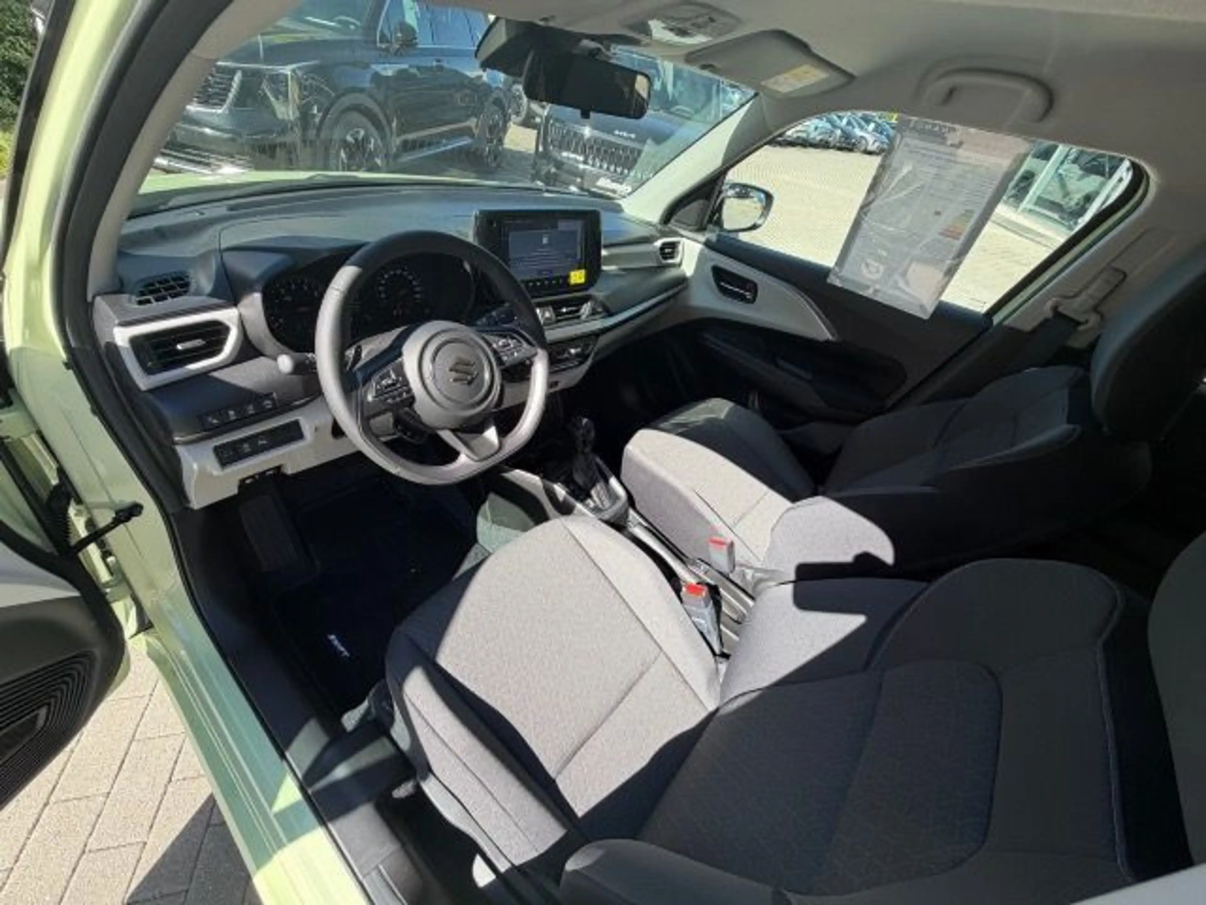 Suzuki Swift SWIFT 1.2 DUALJET HYBRID AUTOMATIK COMFORT+ — photo 13