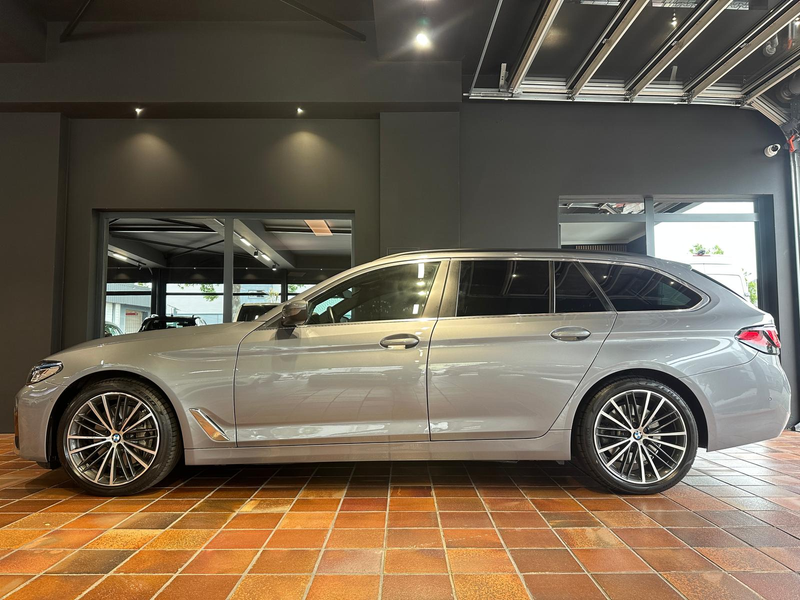 BMW 530 dT SPORT LASER HUD STANDHEIZ HK AHK KOMFORTZG DRIV — photo 2