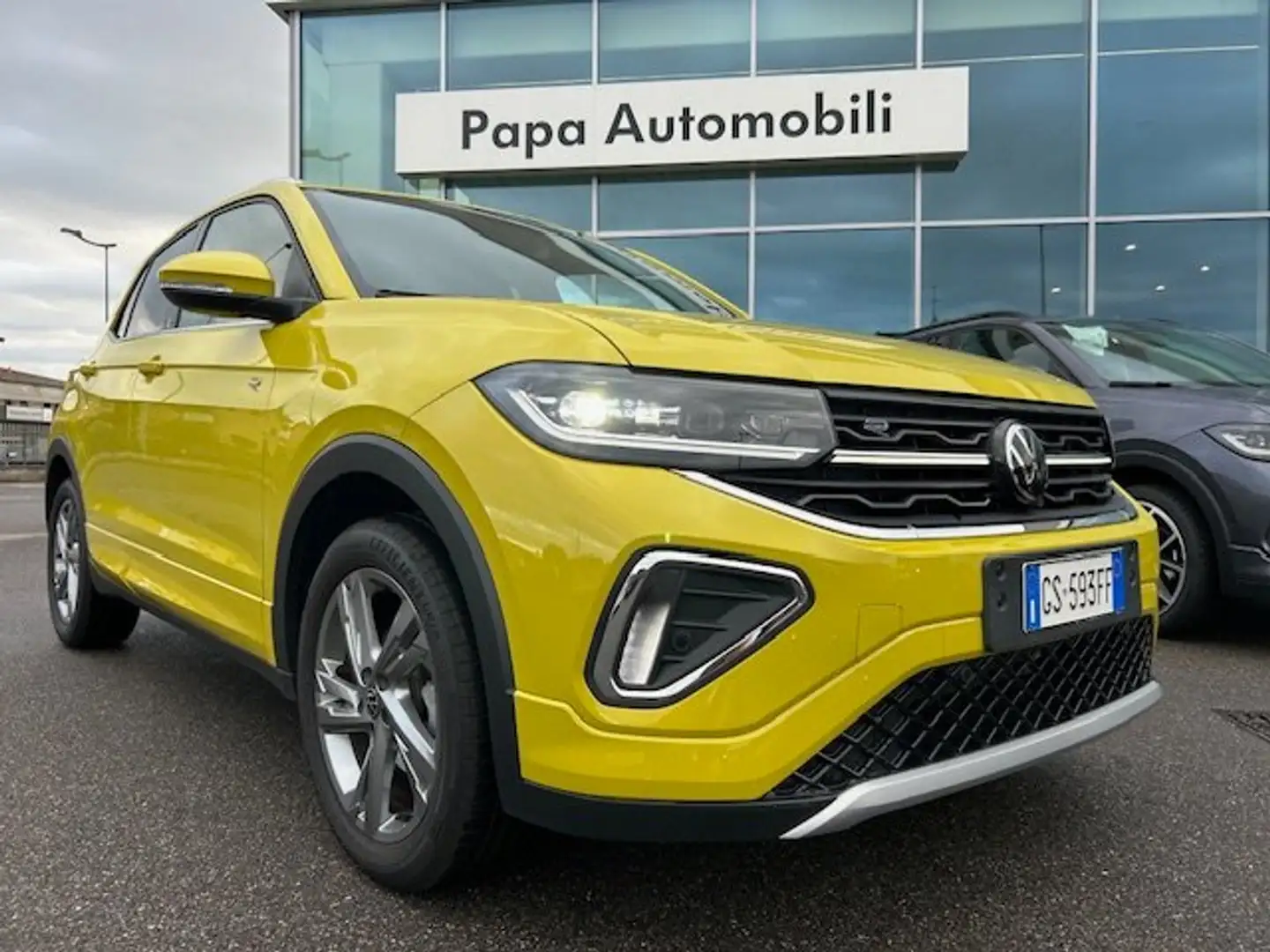 Volkswagen T-Cross tsi R-Line 115cv garanzia 3 anni Giallo - 2