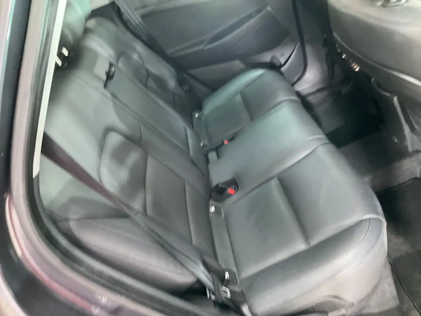 Hyundai TUCSON Tucson+2.0+CRDi+4WD+Automatik+Premium Grau - 2