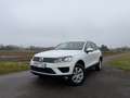 Volkswagen Touareg 3.0 V6 TDI SCR Tiptr Exclusive Garantie Weiß - thumbnail 3