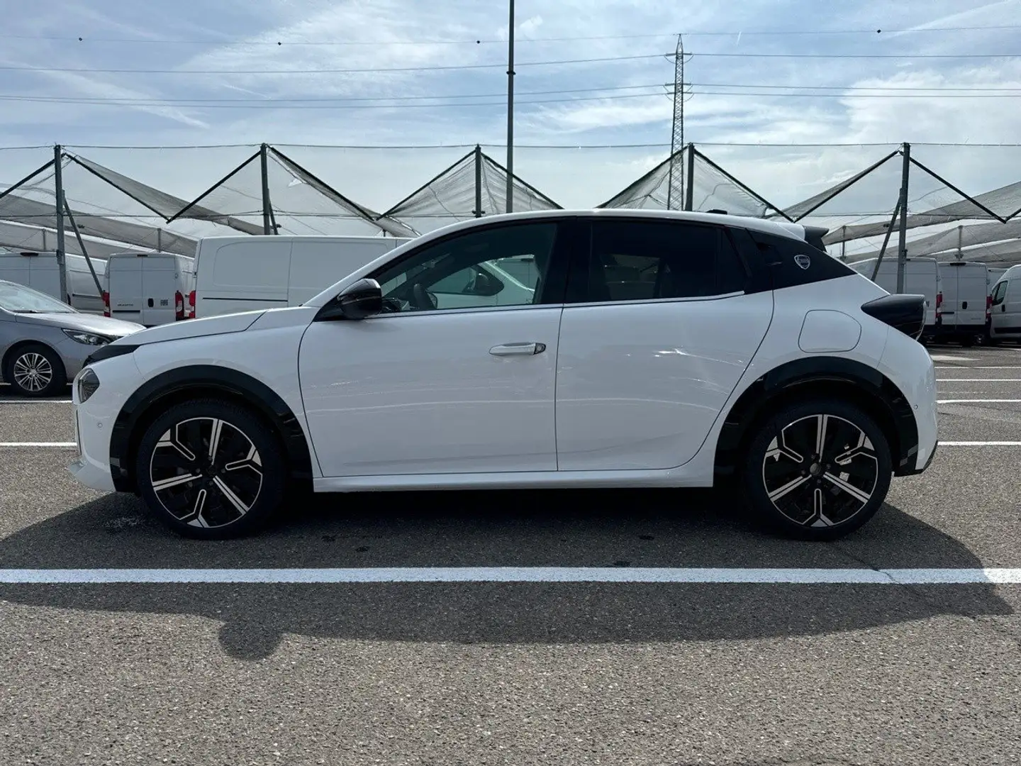 Lancia Ypsilon Ibrida 100cv LX e-DCT Bianco - 2