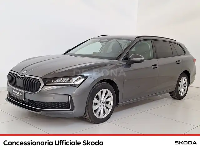 Skoda Superb wagon 2.0 tdi selection 150cv dsg