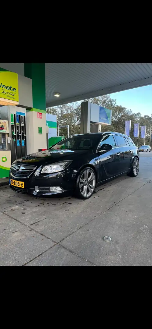 Opel Insignia opel insignia sports tourer 2.0 CDTI Cosmo 4x4 Zwart - 1