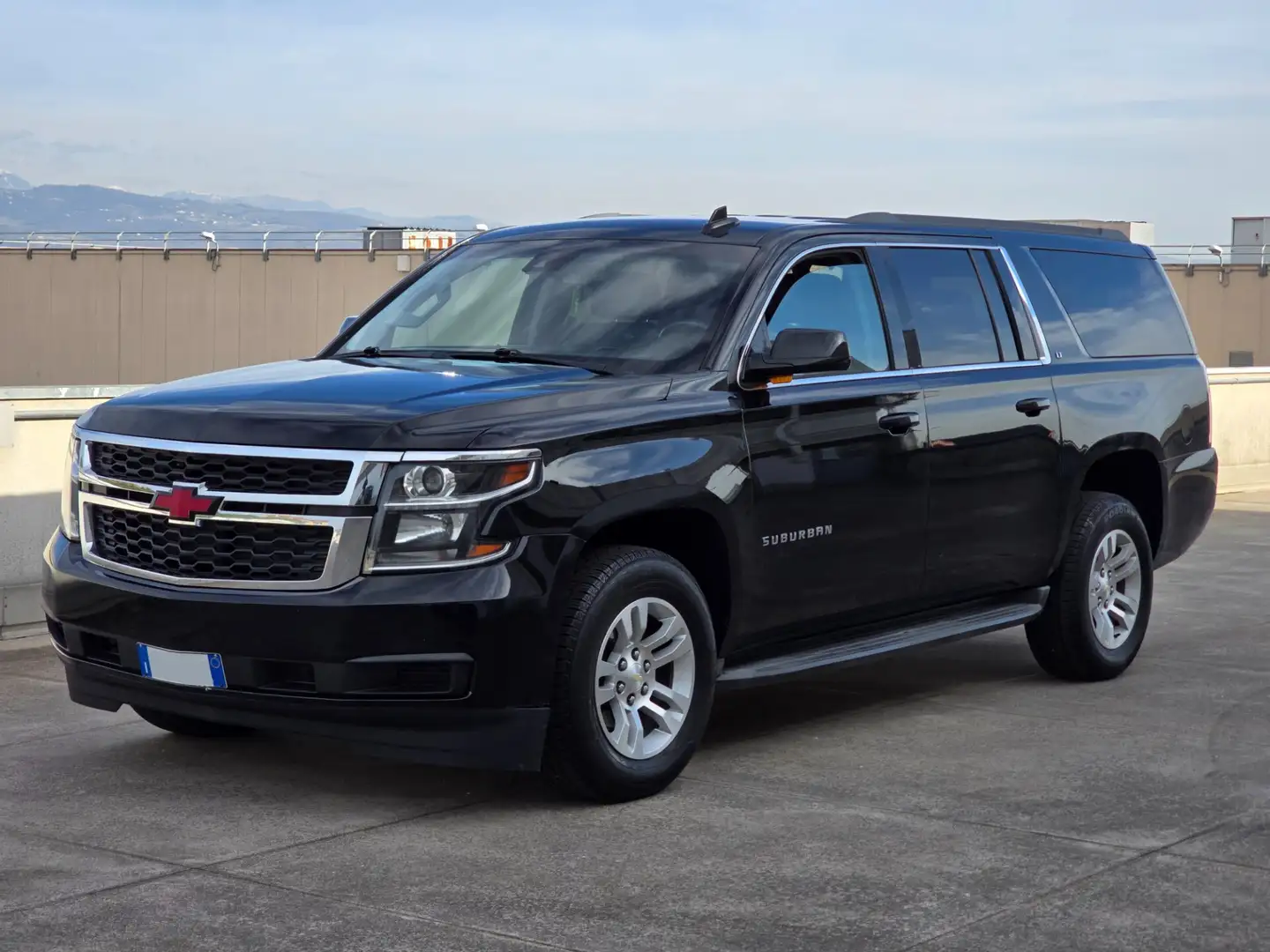 Chevrolet Suburban Lt Premiere Negru - 1