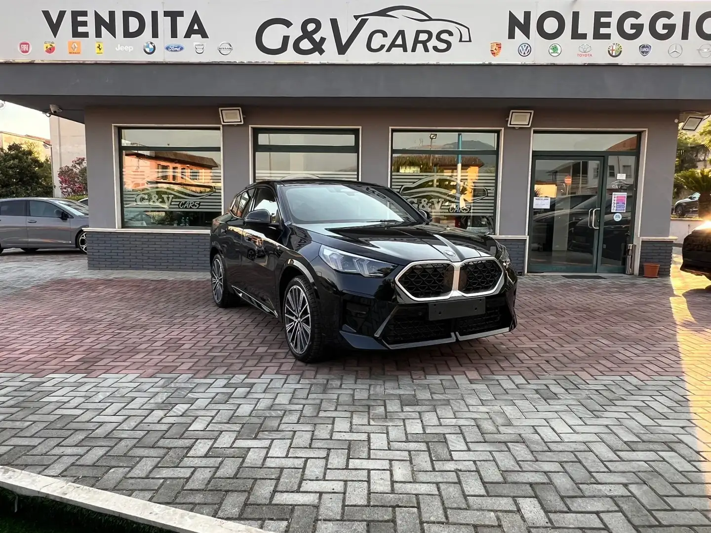 BMW X2 20D X DRIVE M SPORT 163CV PANORAMA PRONTA CONSEGNA Чорний - 1