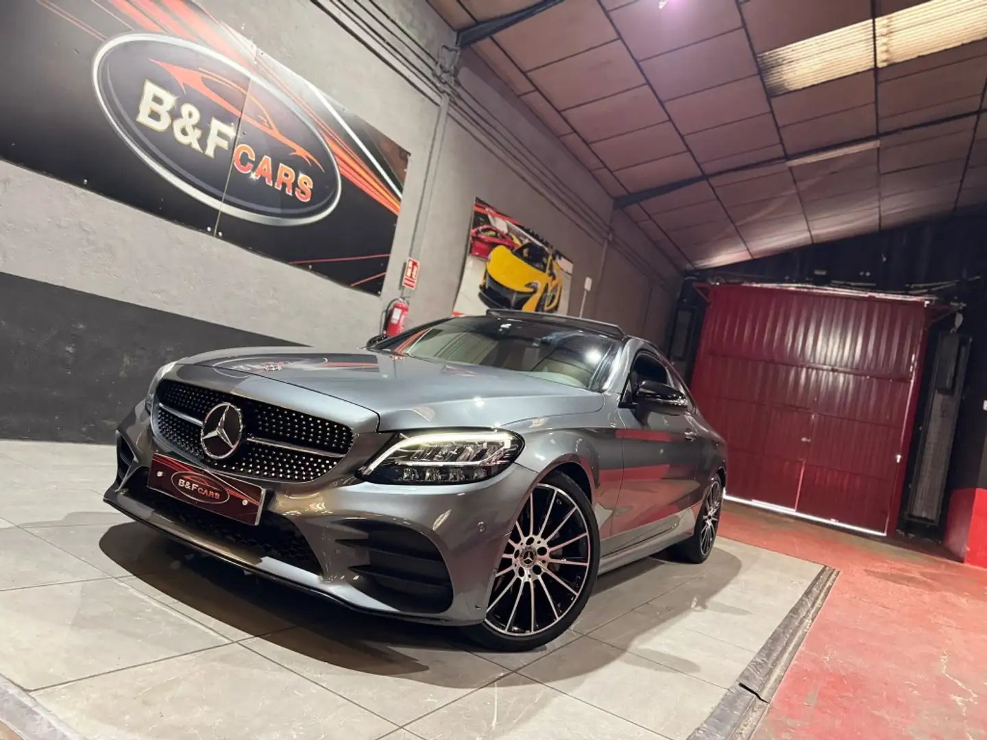 Mercedes-Benz C 220 Coupé 220d 9G-Tronic (0.0) Gris - 2