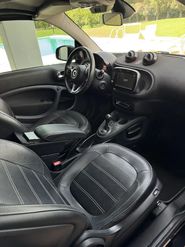 smart forTwo 2023 — фото 10