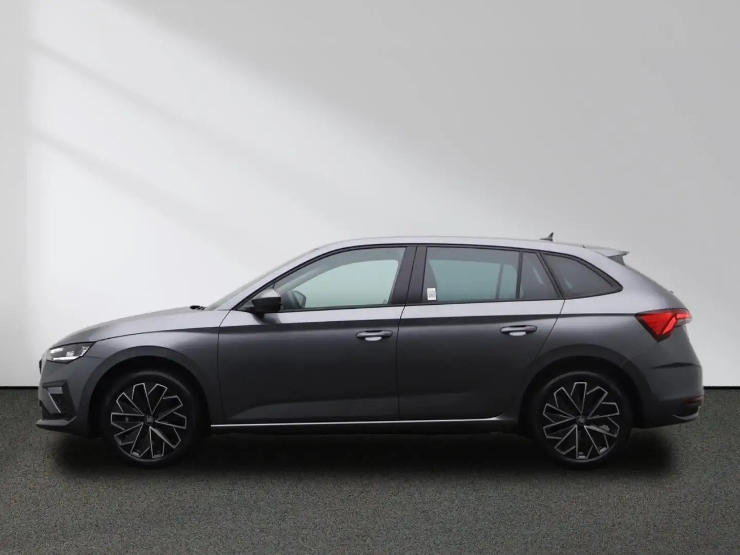 Skoda Scala 1,0 Selection Infotainment-Paket Navi LED Gris - 2