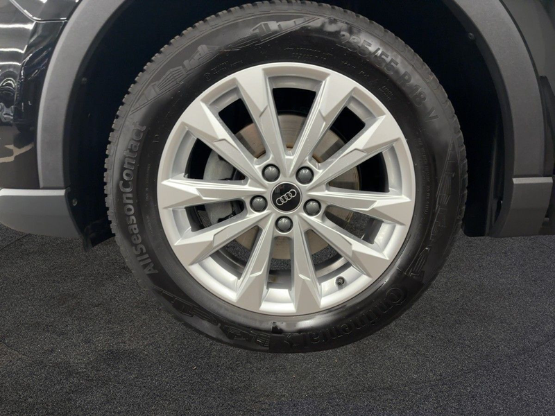 Audi Q3 35 TFSI S tronic LED NAVI VIRTUAL PDC — photo 14