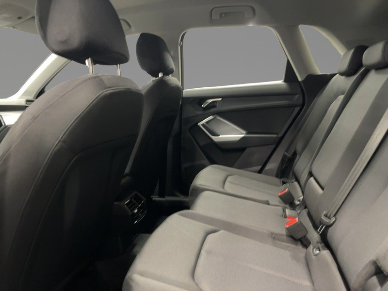 Audi Q3 35 TFSI S tronic LED NAVI VIRTUAL PDC — photo 11