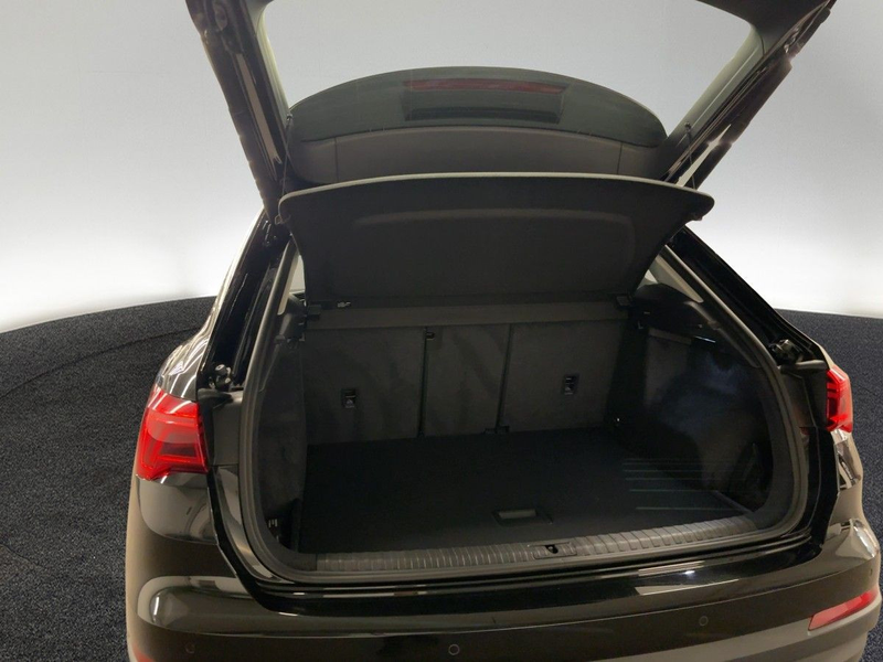 Audi Q3 35 TFSI S tronic LED NAVI VIRTUAL PDC — photo 9
