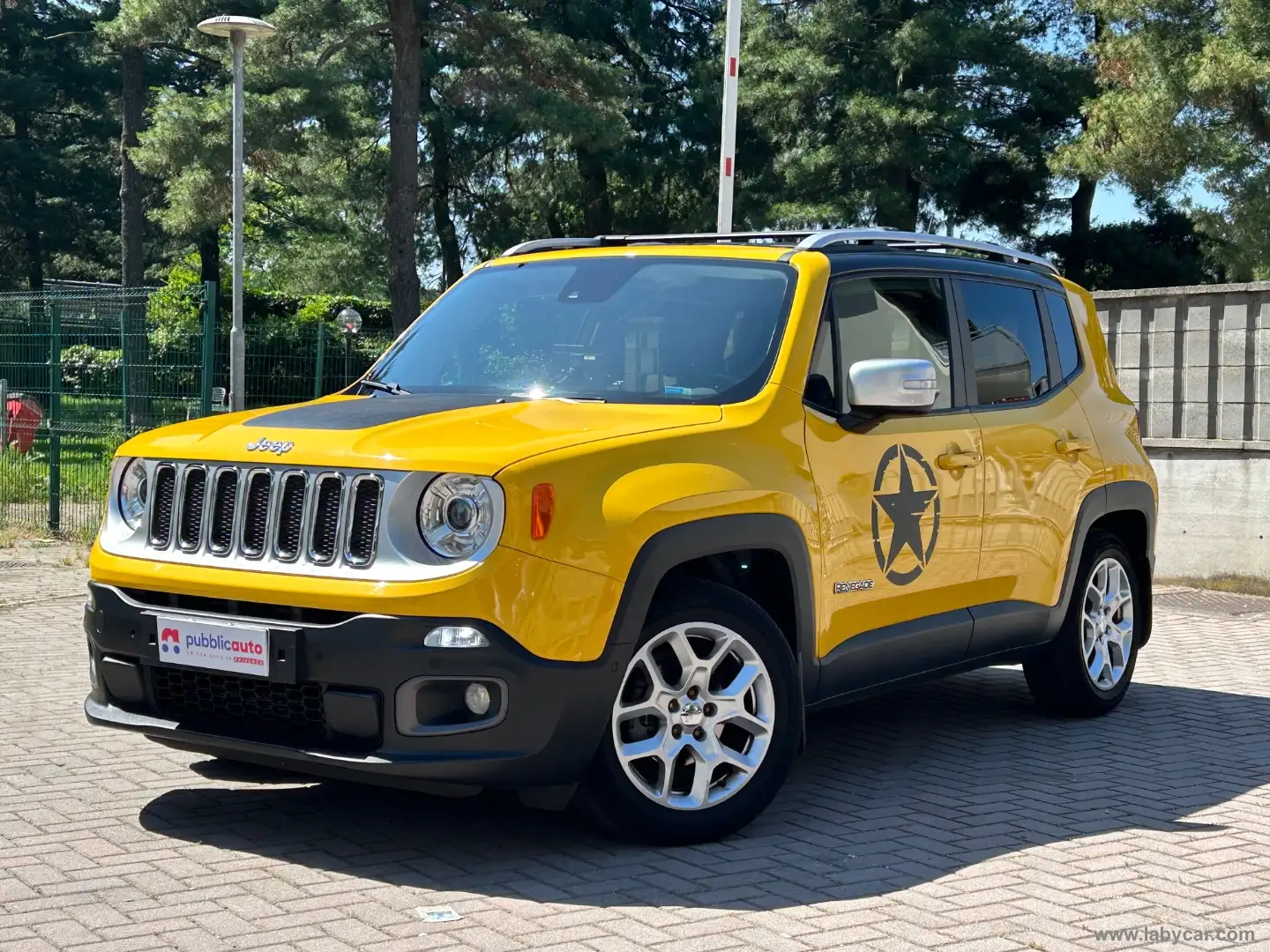 Jeep Renegade 1.6 Mjt 120CV Limited Žlutá - 1