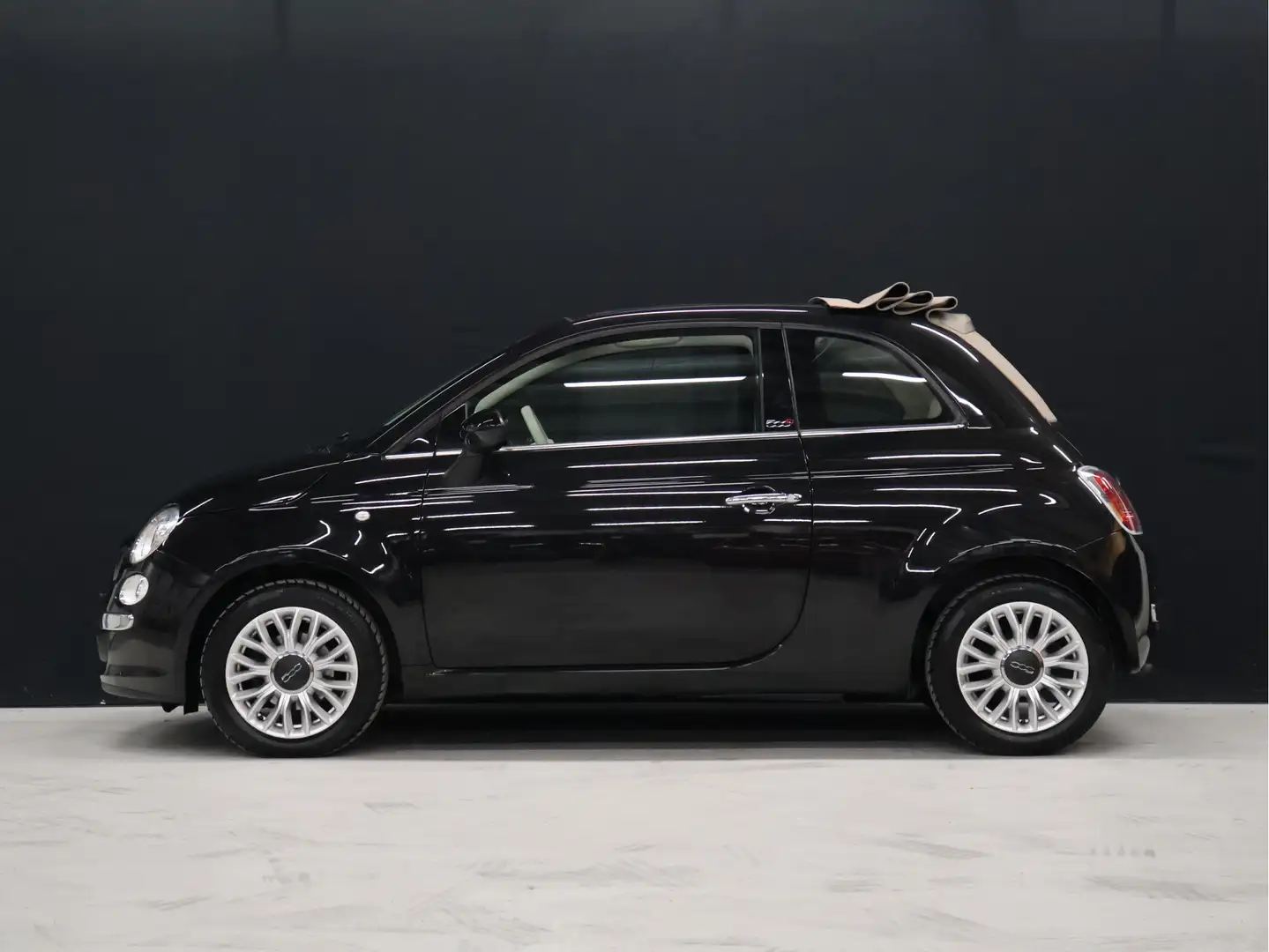 Fiat 500C 0.9 TwinAir Turbo Lounge [CABRIO, BLUE&ME, AIRCO, Zwart - 2