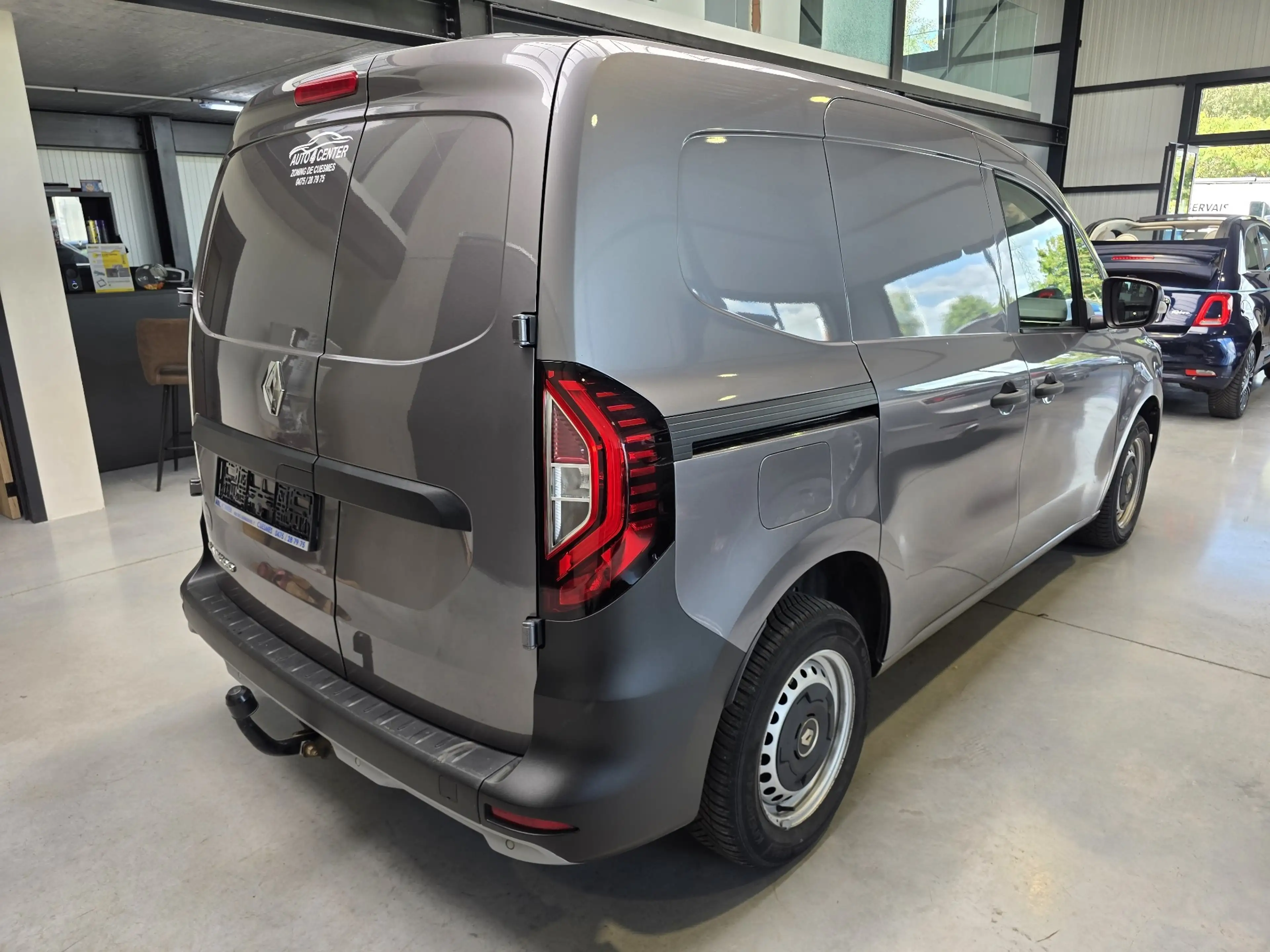 Renault Kangoo 1.5 Blue dCi TVA // 3 PLACES / GARANTIE 1 AN // — photo 4