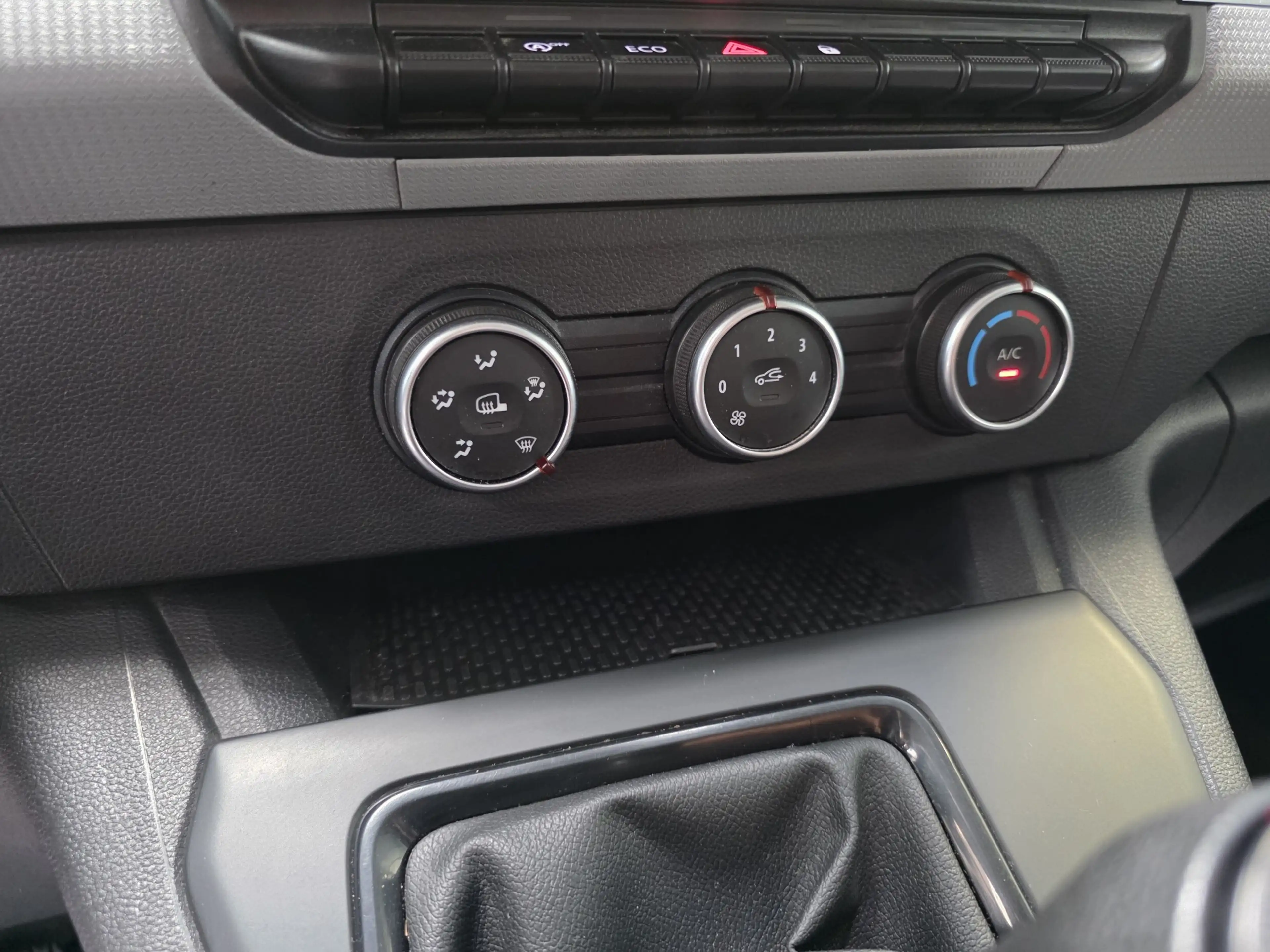 Renault Kangoo 1.5 Blue dCi TVA // 3 PLACES / GARANTIE 1 AN // — photo 11