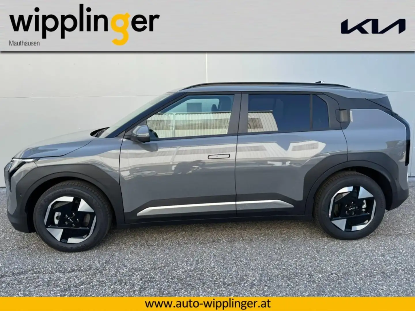 Kia EV3 /EARTH PLUS/81,4KWH/AT/FWD/204 LP.: € 49.890,00 Gris - 2