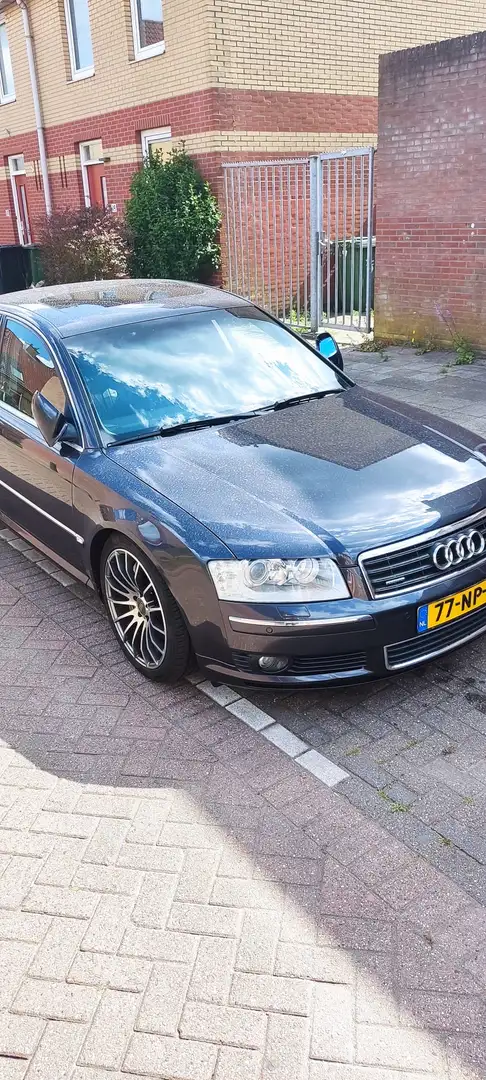 Audi A8 3.7 quattro Pro Line Grijs - 1