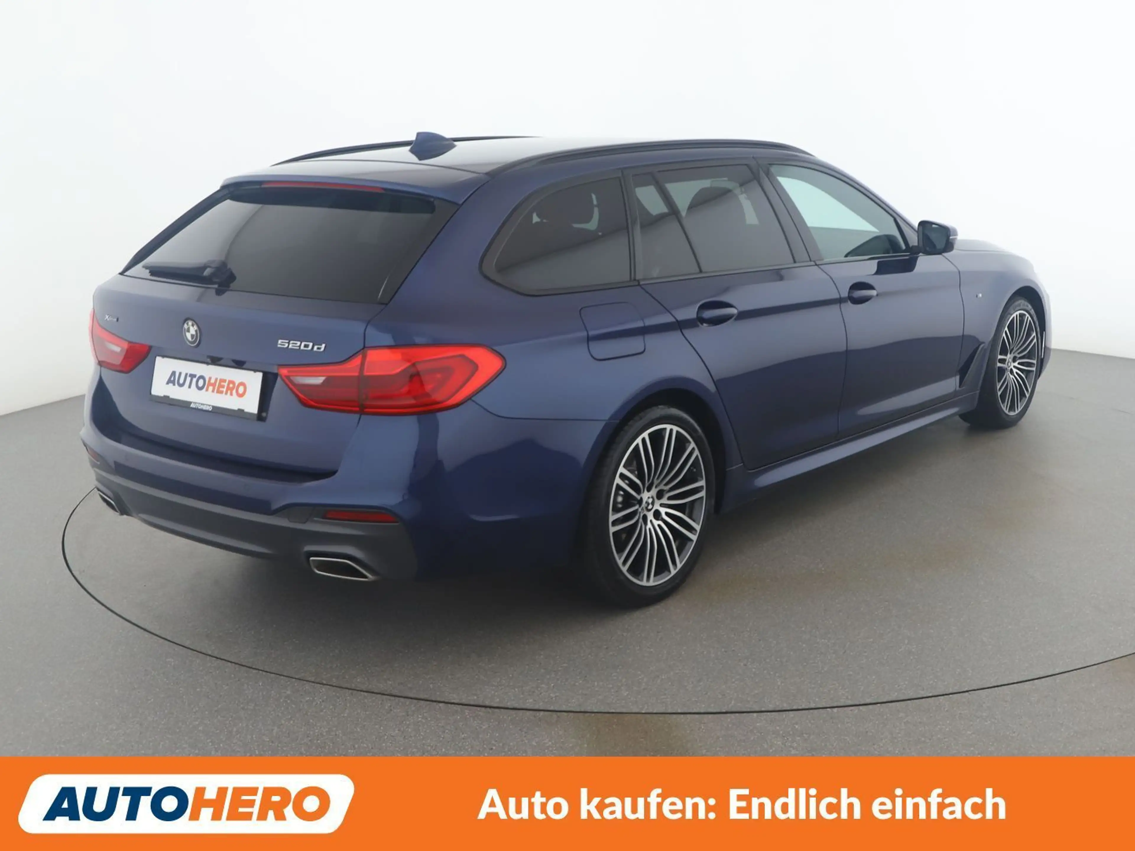 BMW 520 520d xDrive M Sport — photo 6