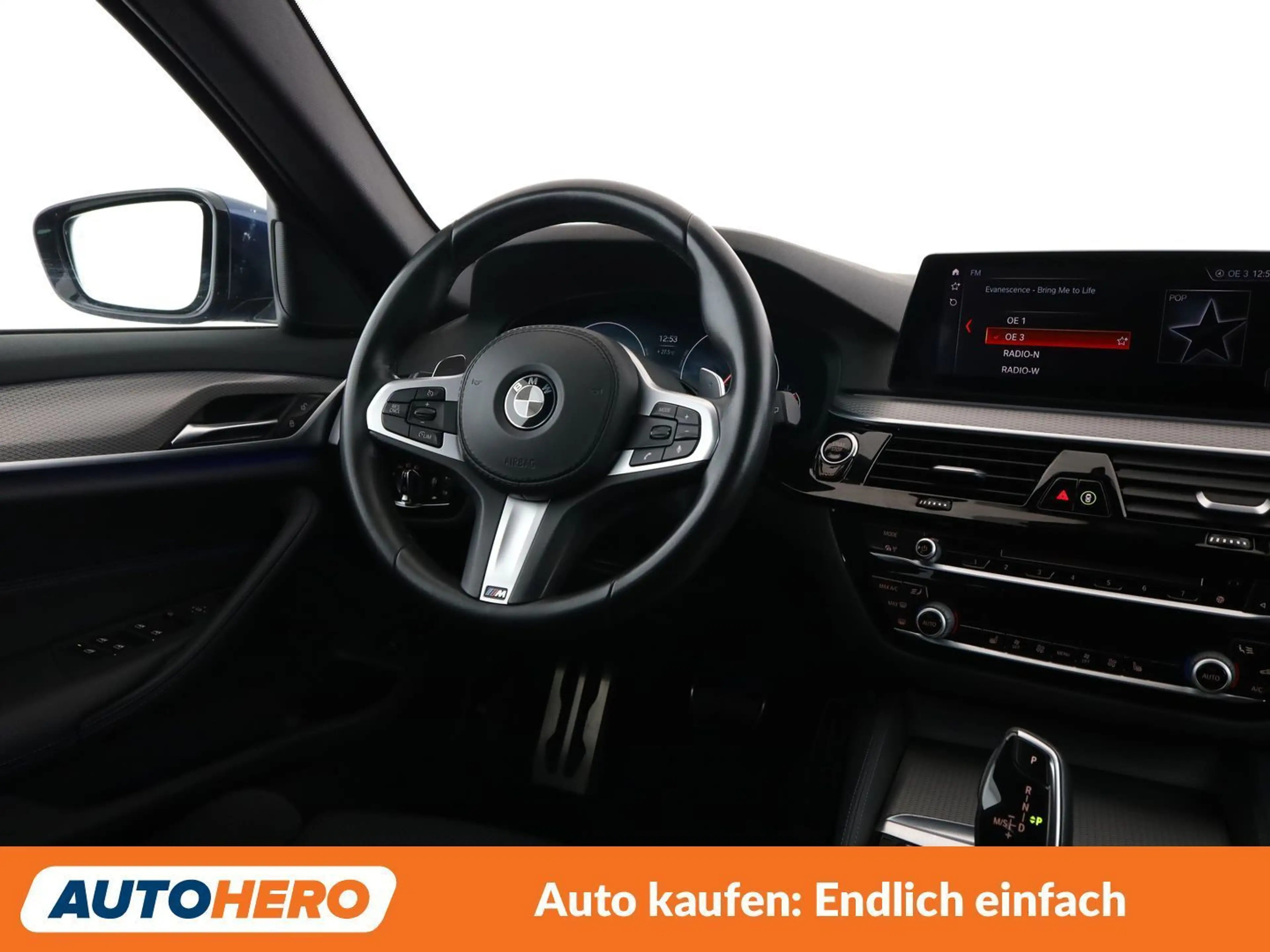BMW 520 520d xDrive M Sport — photo 13