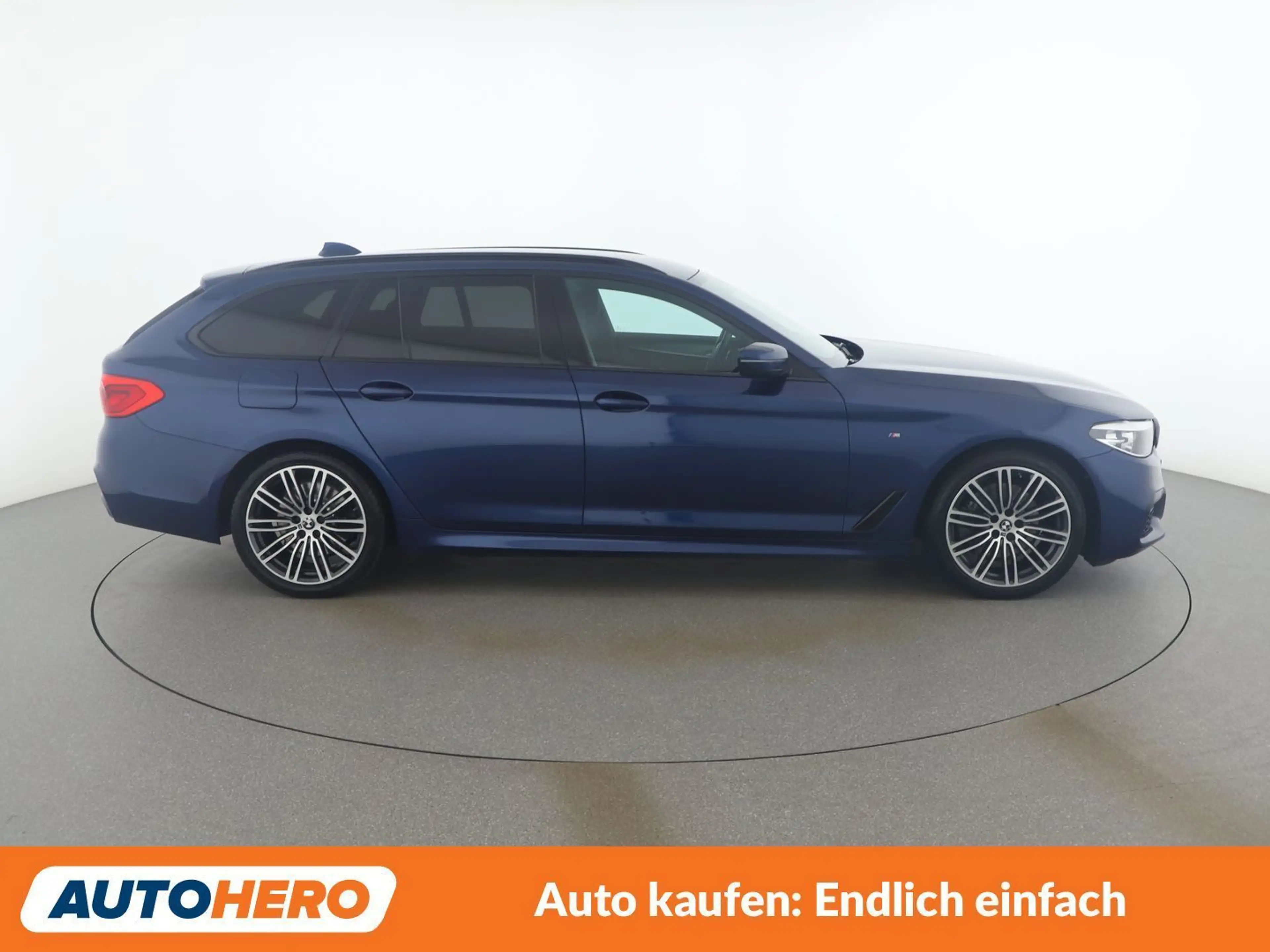 BMW 520 520d xDrive M Sport — photo 7