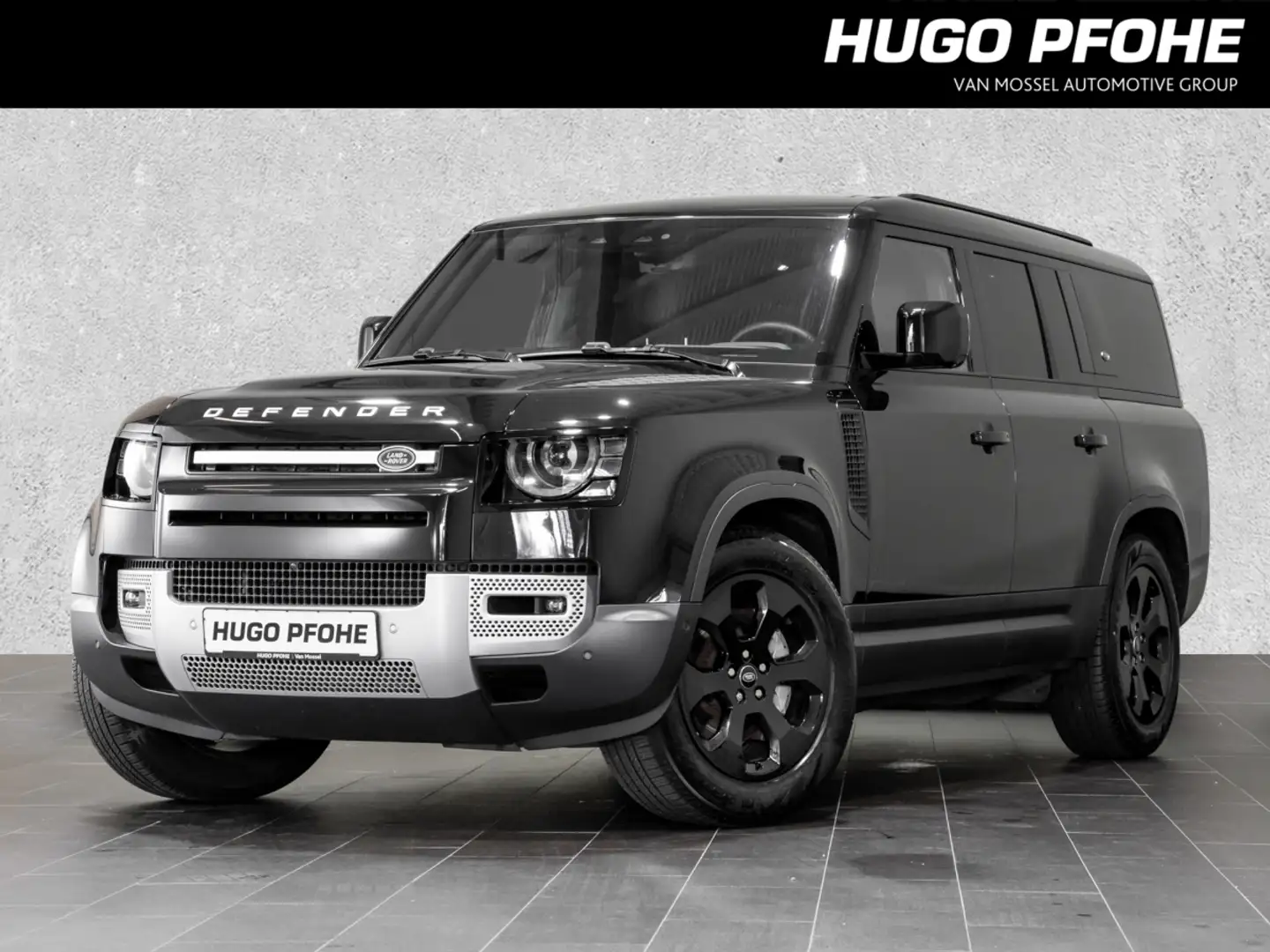 Land Rover Defender 130 D300 SE / HuD / Bright Pack Černá - 1