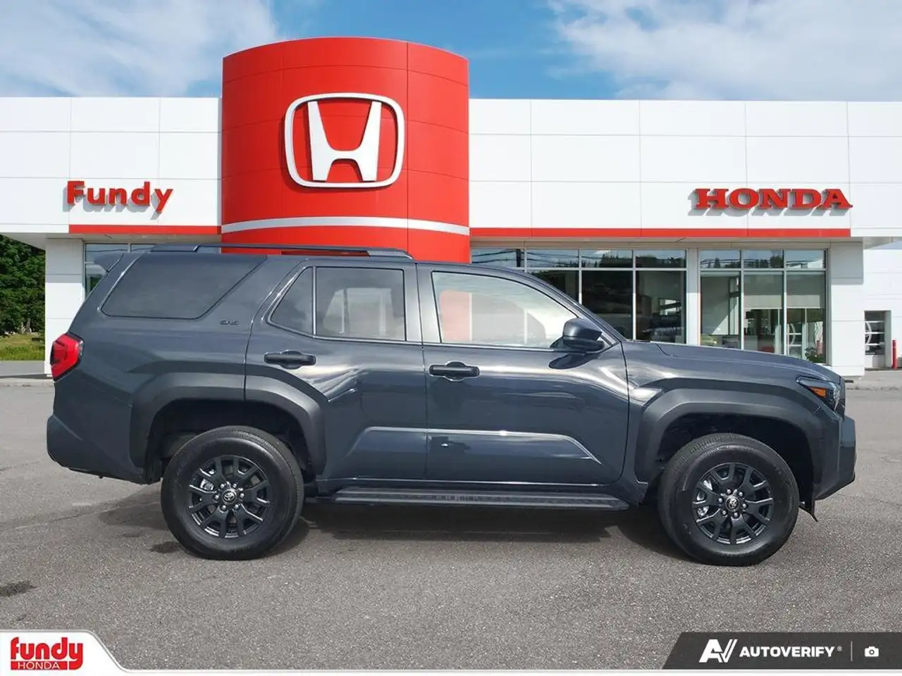 Toyota 4-Runner снимка Toyota 4-Runner