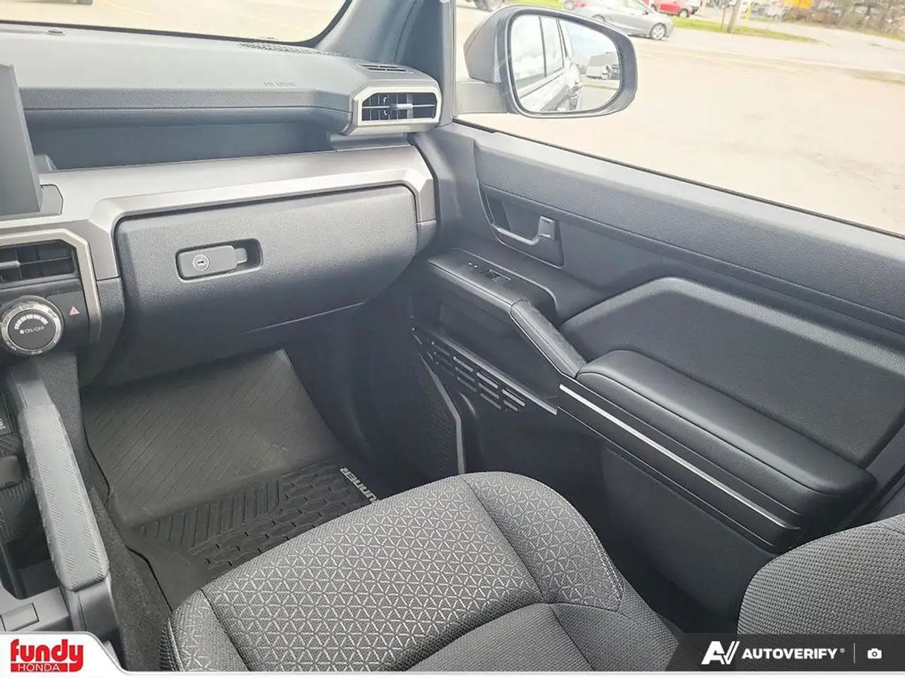 Toyota 4-Runner снимка Toyota 4-Runner