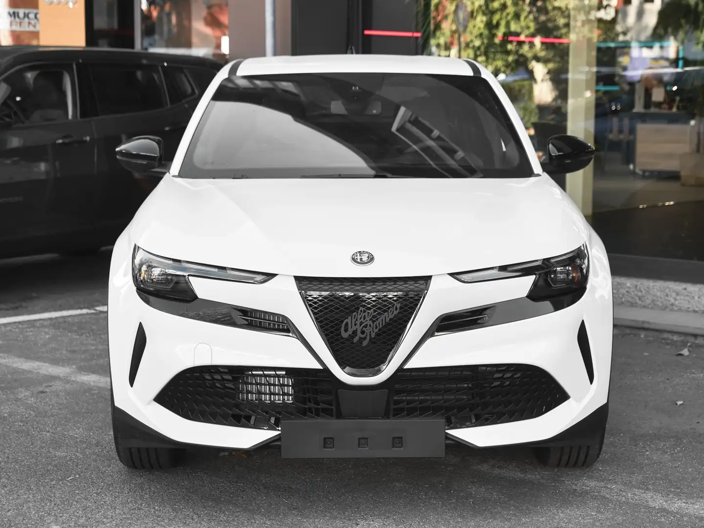 Alfa Romeo Junior Junior 1.2 145 CV Hybrid eDCT6 Grijs - 1