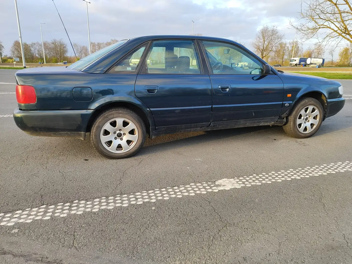 Audi A6 2.5 TDi zelena - 2