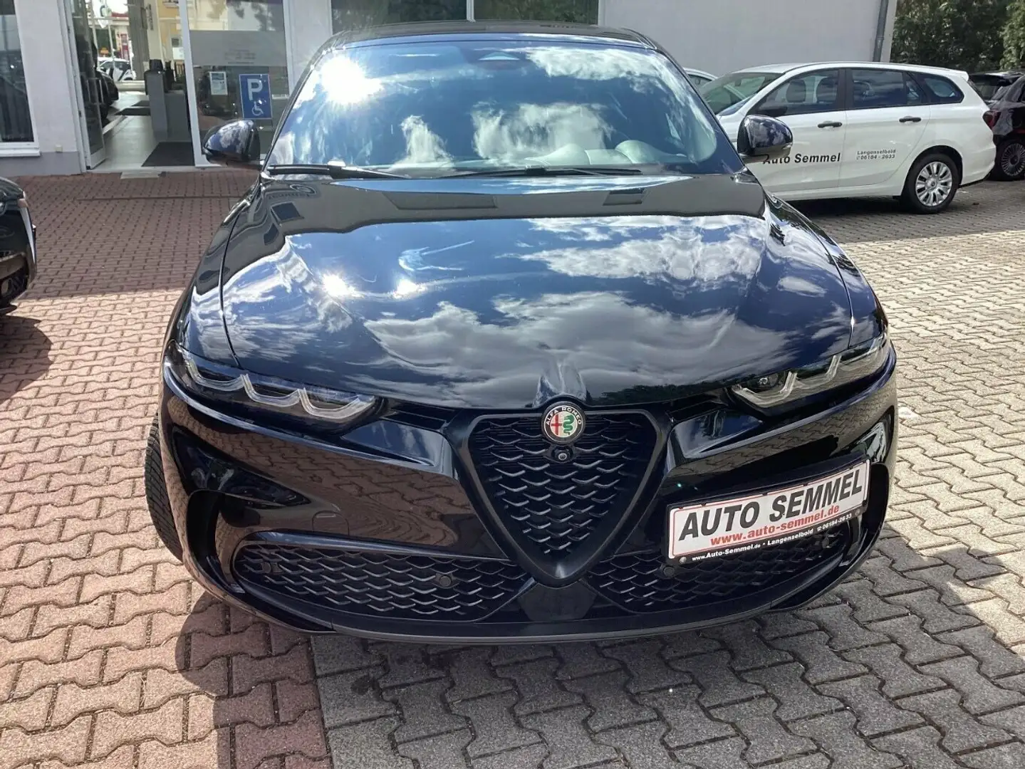 Alfa Romeo Tonale Veloce 1.5 VGT 160PS 48V-Hybrid 15kW Czarny - 2