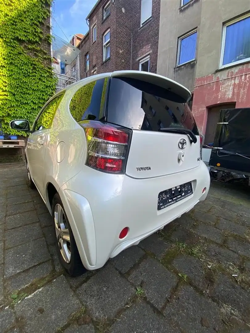 Toyota iQ Biały - 2