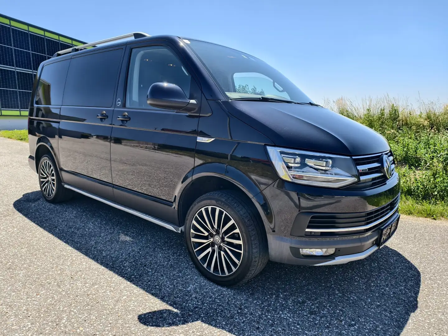 Volkswagen T6 Multivan PanAmericana 2,0 TDI 4Motion DSG Negru - 1