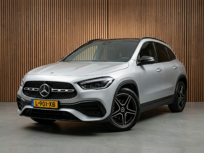 Mercedes-Benz GLA 200 Business Solution AMG panoramadak / leer / burmest