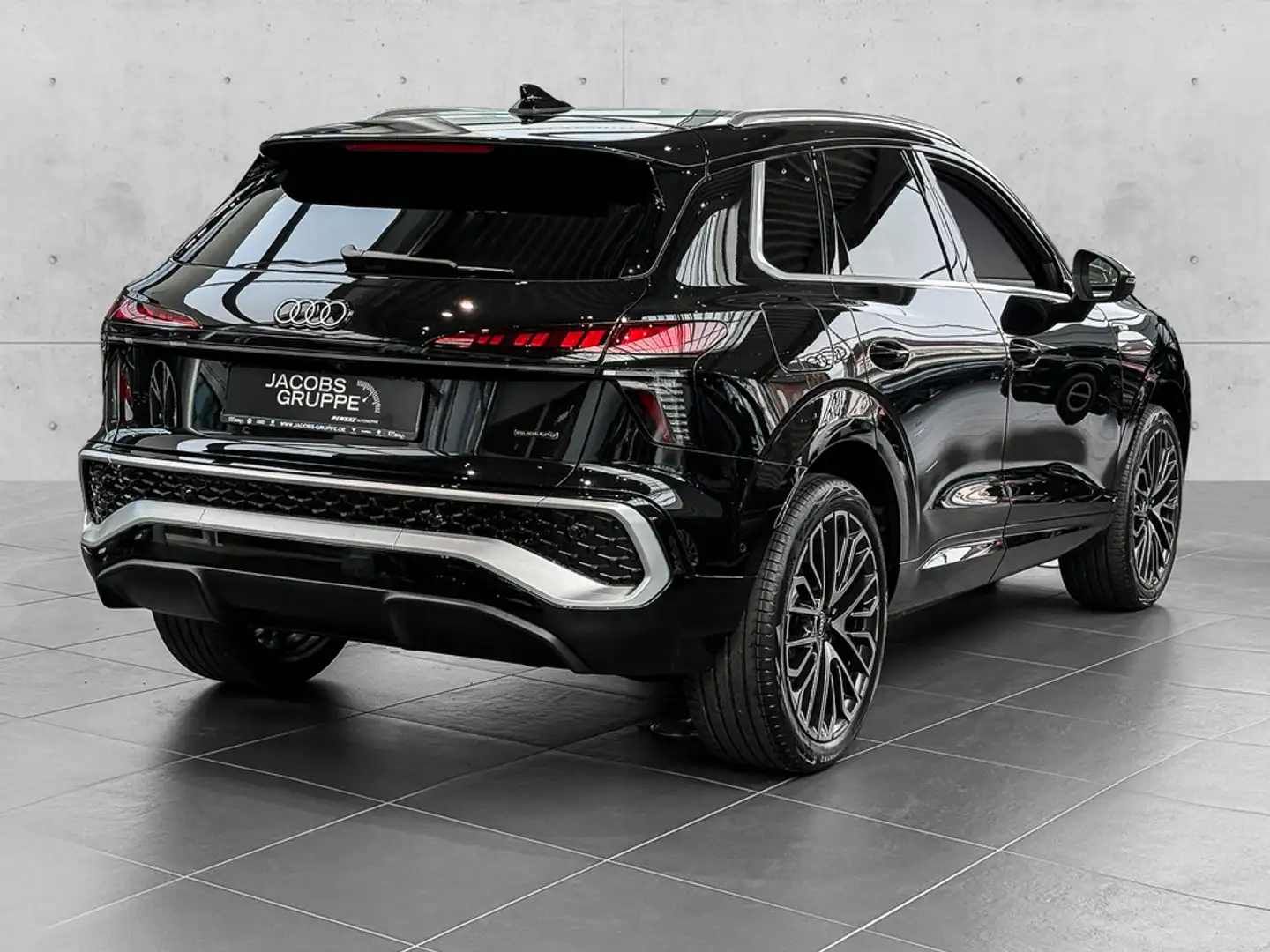 Audi Q3 SUV TFSI quattro 195 kW S tronic S-Line, LED-Schw.Plus, 20Zoll, Tec Noir - 2