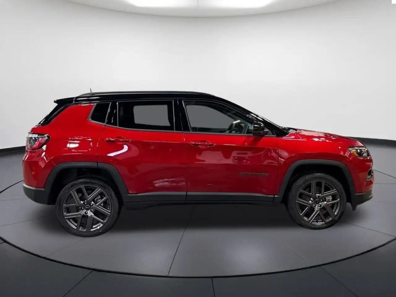 Jeep Compass снимка Jeep Compass