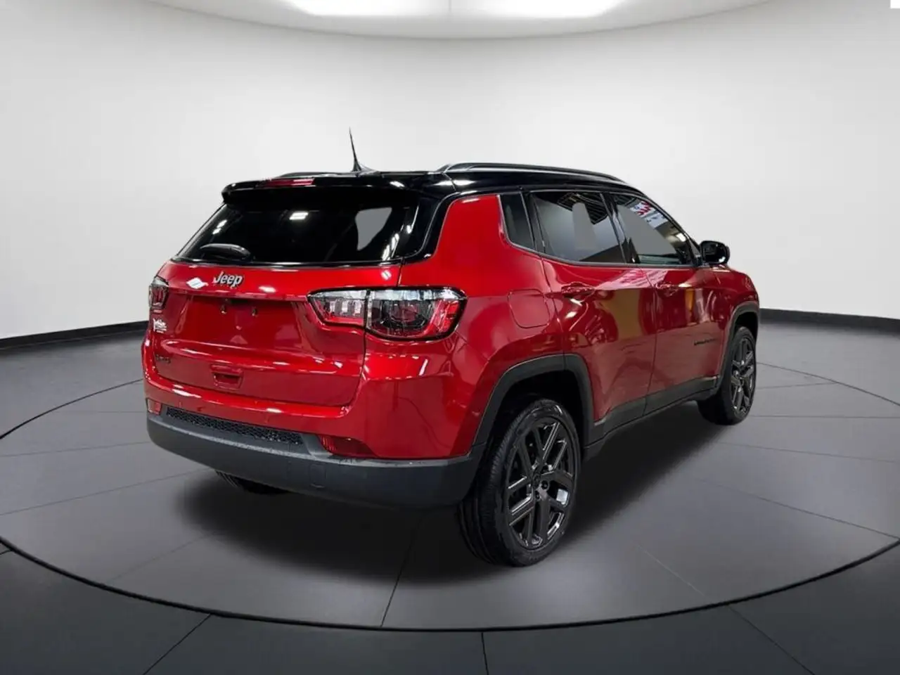 Jeep Compass снимка Jeep Compass