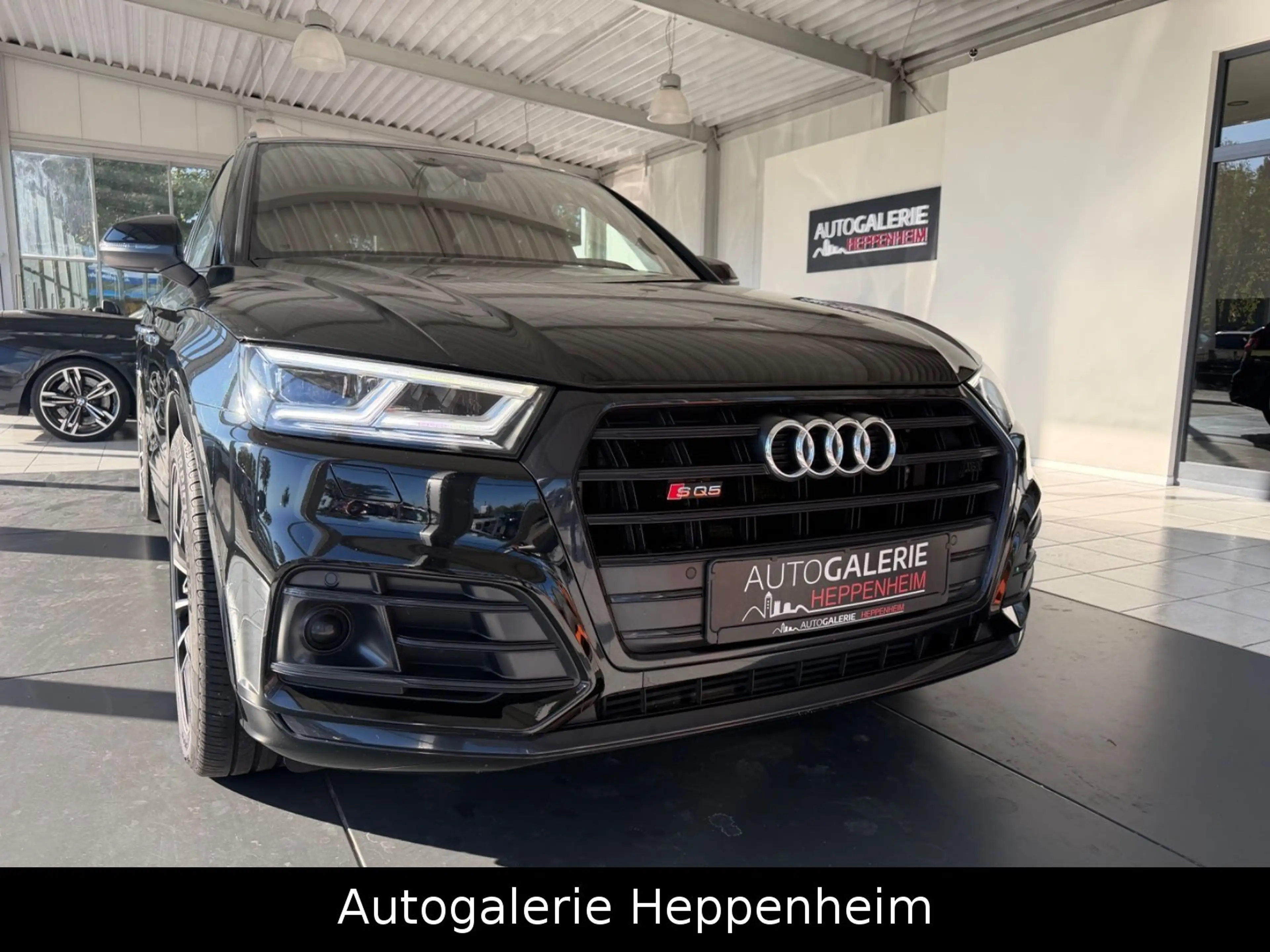 Audi SQ5 3.0 TDI quattro — photo 10