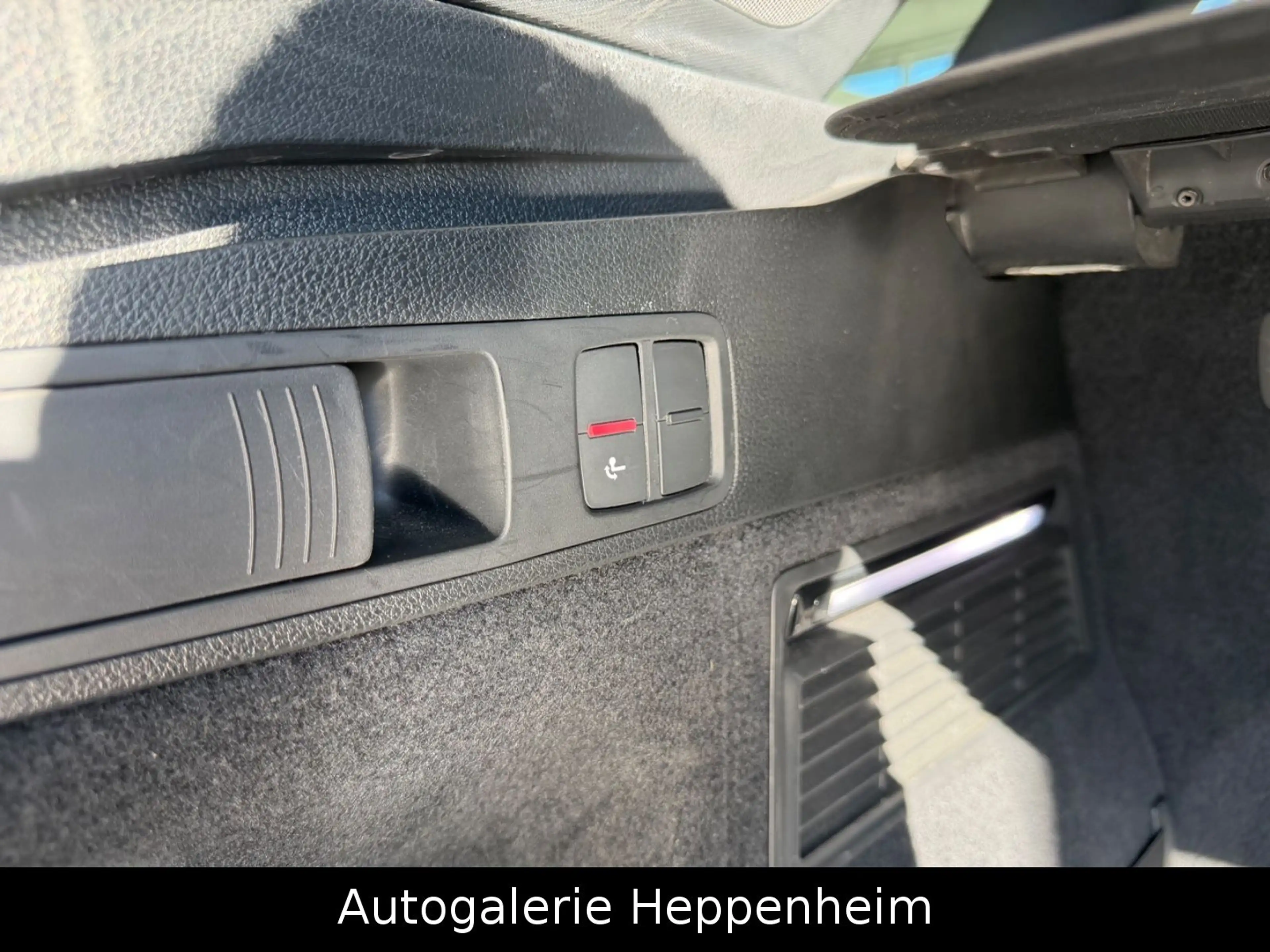 Audi SQ5 3.0 TDI quattro — photo 13