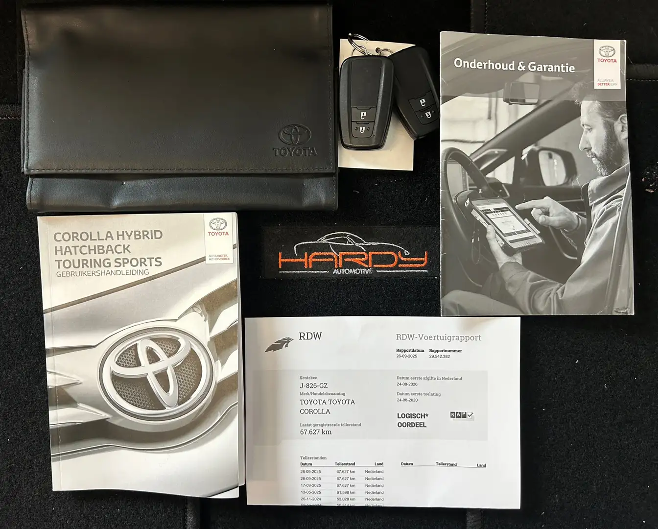 Toyota Corolla 1.8 Hybrid Business Trekhaak Apple Carplay Rijklaa Noir - 1