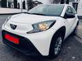 Toyota Aygo X Play Weiß - thumbnail 1
