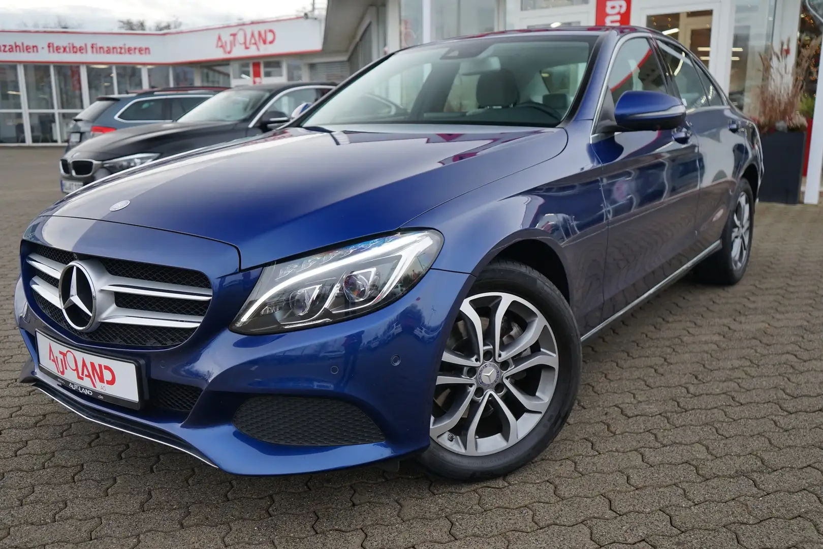 Mercedes-Benz C 200 C200 4Matic Avantgarde LED Navi 360° Sitzheizung Kék - 2