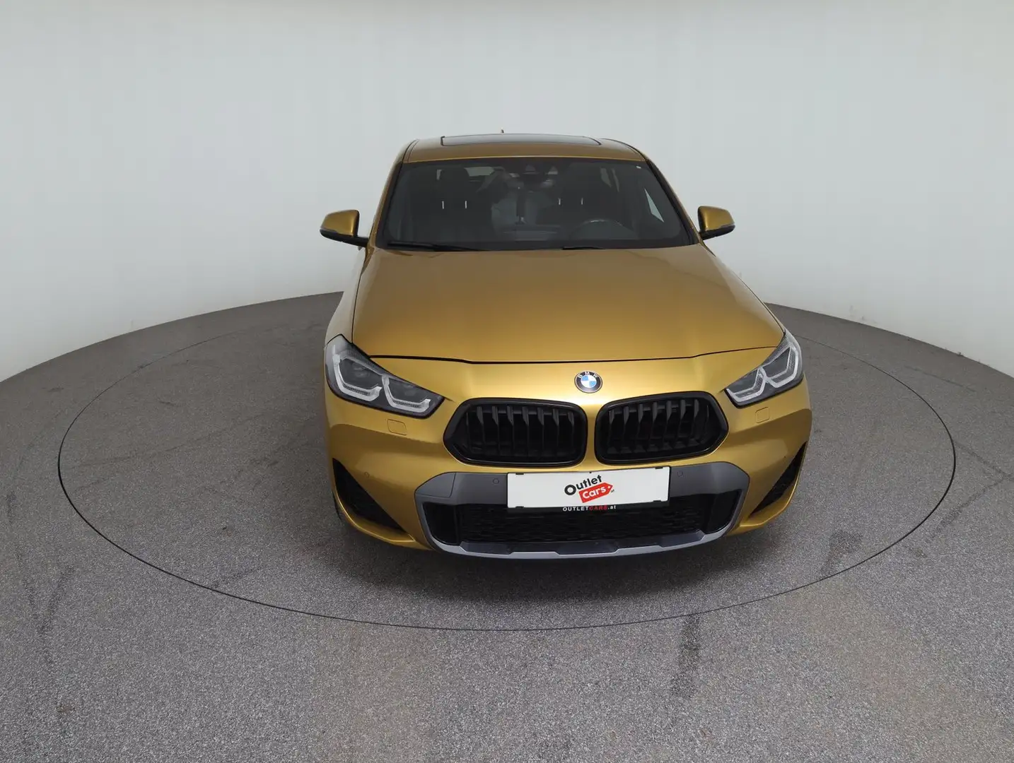 BMW X2 xDrive25e PHEV Aut. Gold - 2