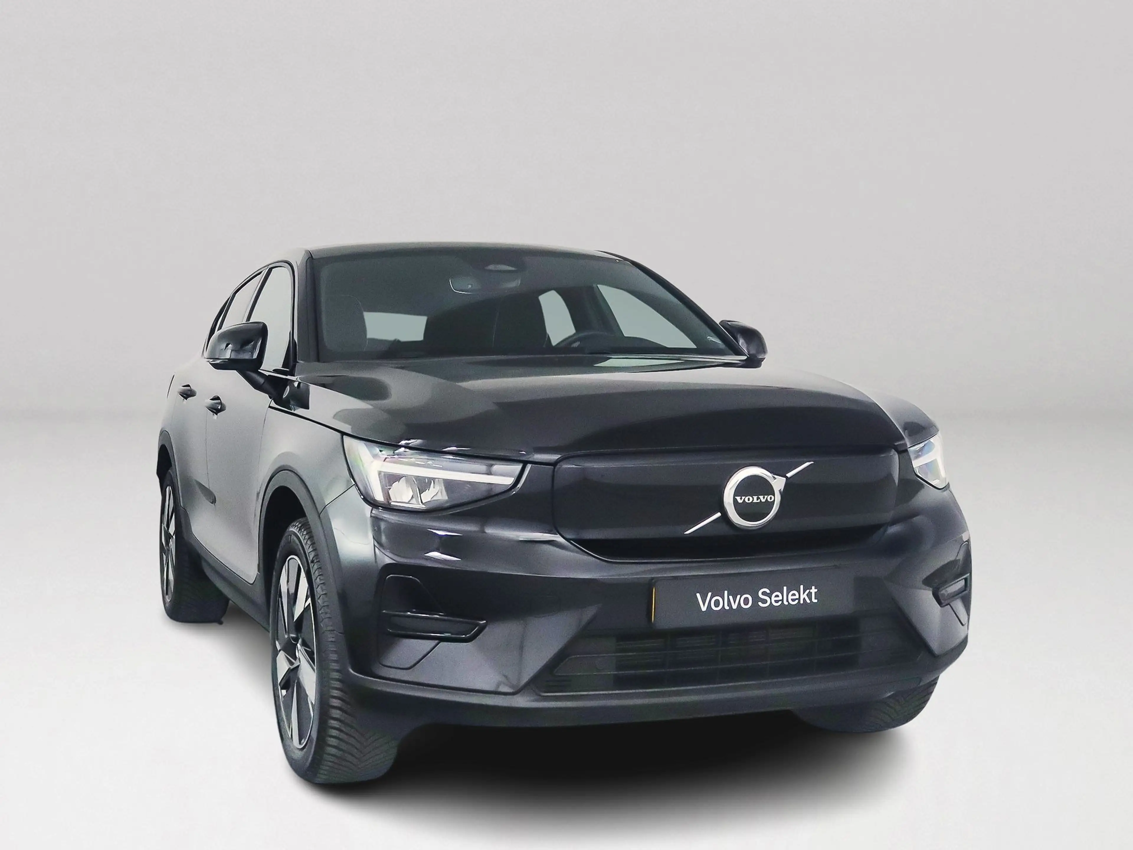 Volvo C40 Single Motor Extended Range Plus 82 kWh | Panorama — photo 9