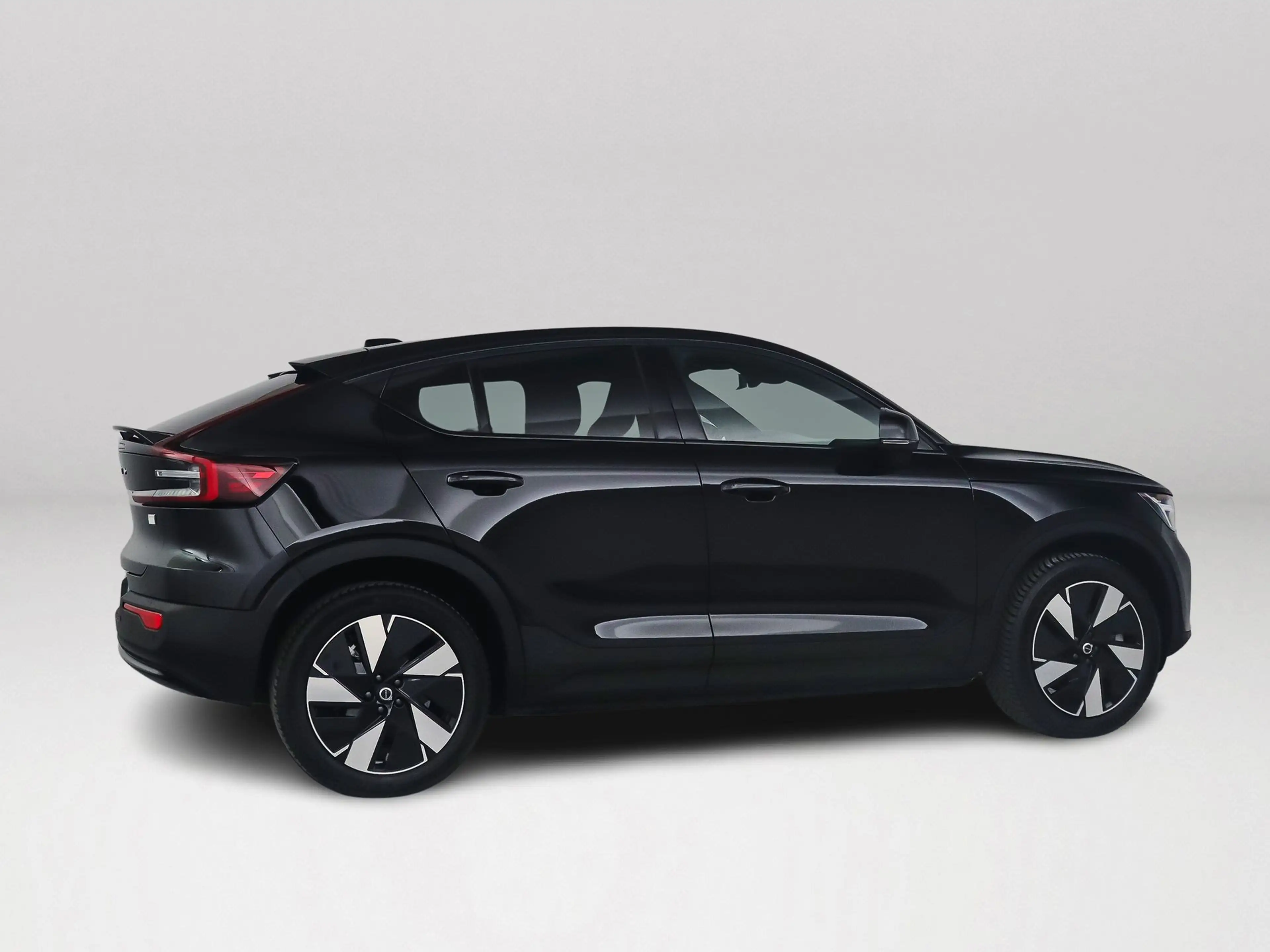 Volvo C40 Single Motor Extended Range Plus 82 kWh | Panorama — photo 5