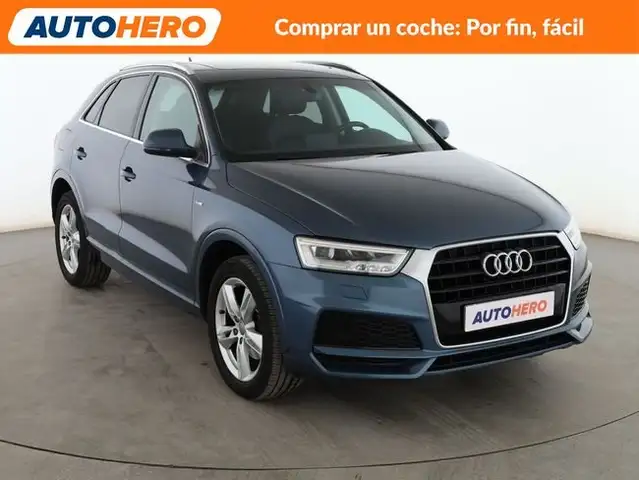 Audi Q3 view 8