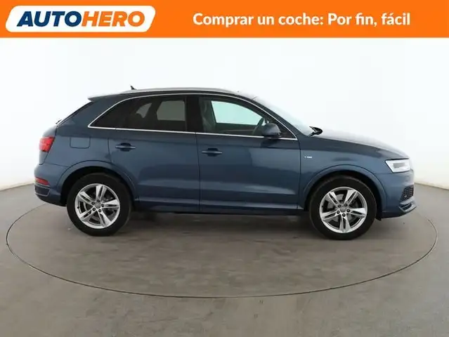 Audi Q3 view 7